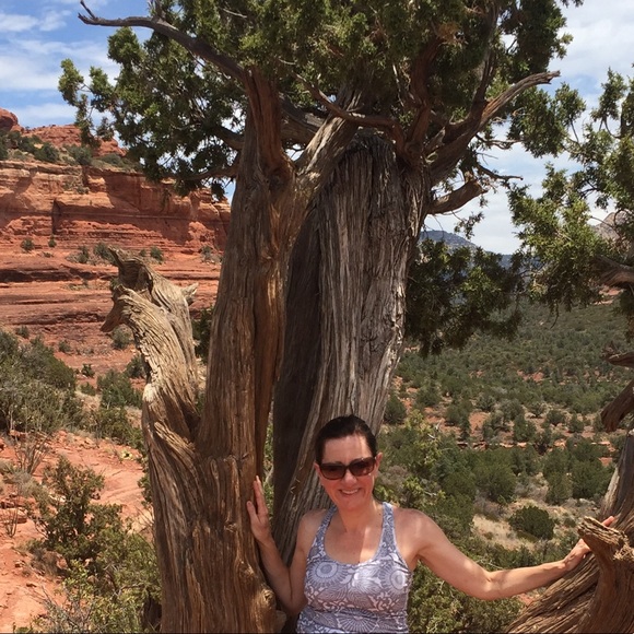 Meet Your Posher - Picture 1 of 1